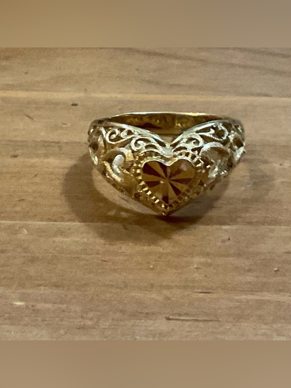 Beverly Hills Gold: 14k. Gold Diamond cut heart filigree vintage size six ring.
